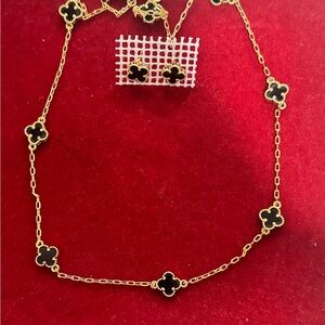 Black and Gold Clover Set